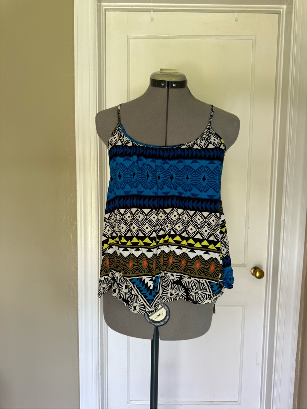 Old Navy Multicolor Patterned Flowy Tank